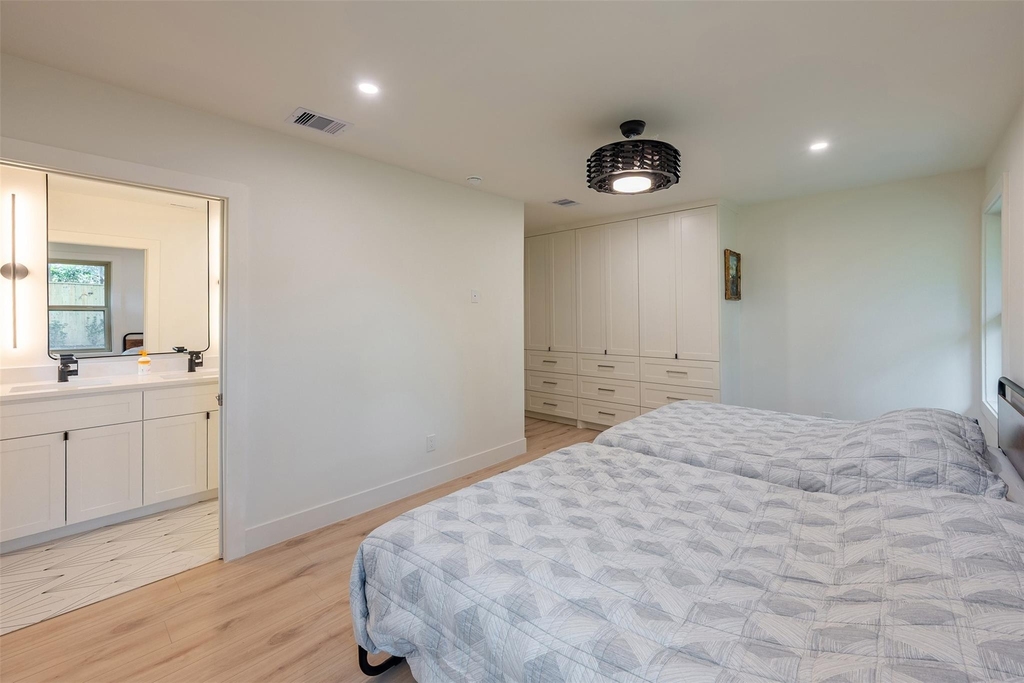 5326 Carew Street - Photo 18