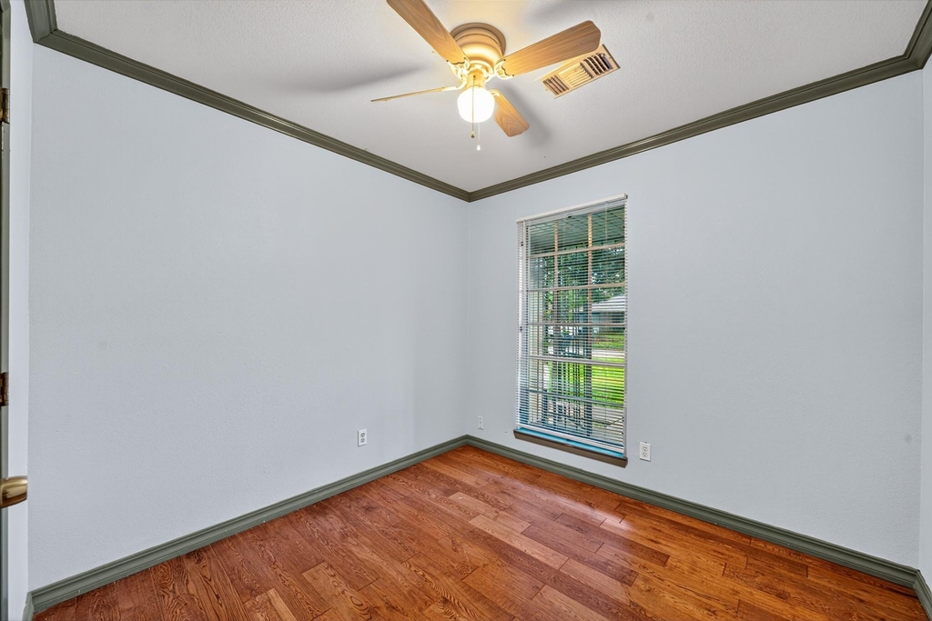 5725 Melanite Avenue - Photo 7