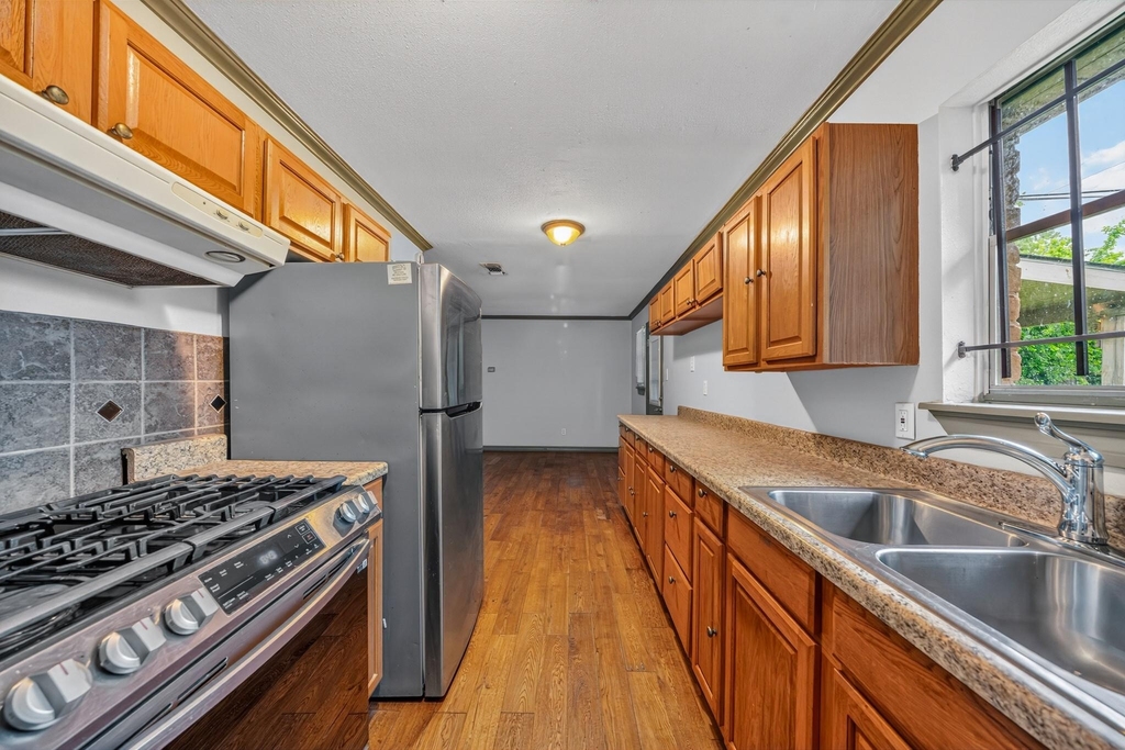 5725 Melanite Avenue - Photo 6