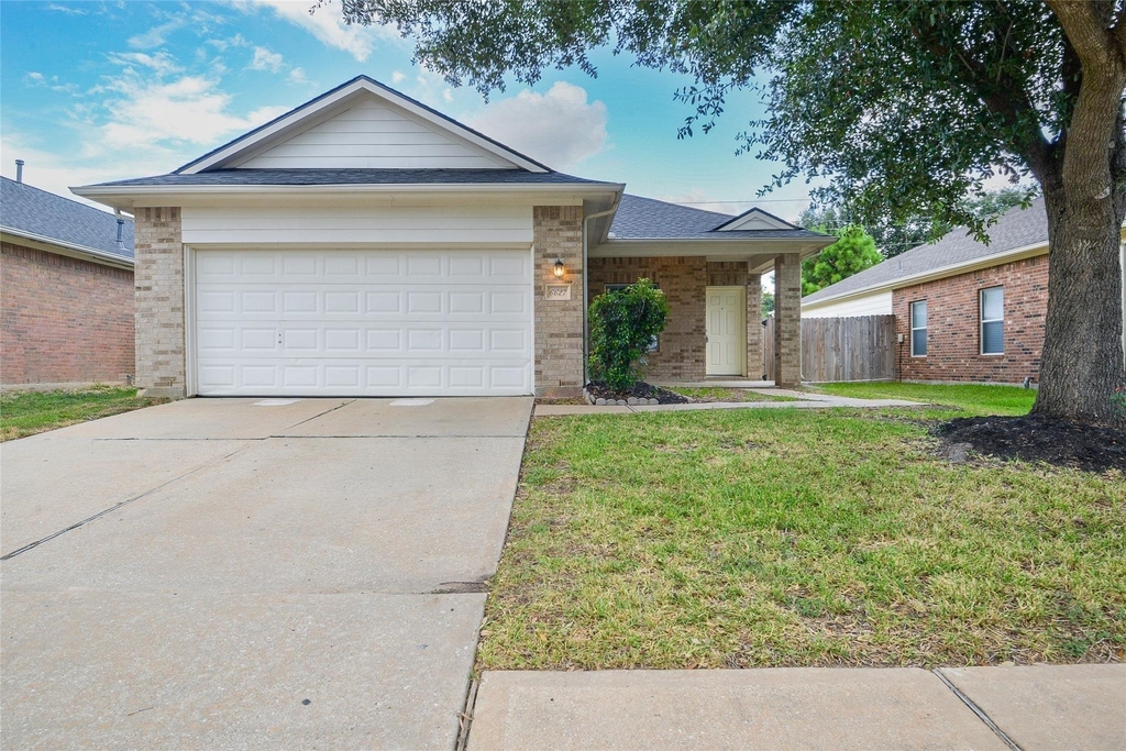 6627 Stonecross Creek Lane - Photo 0