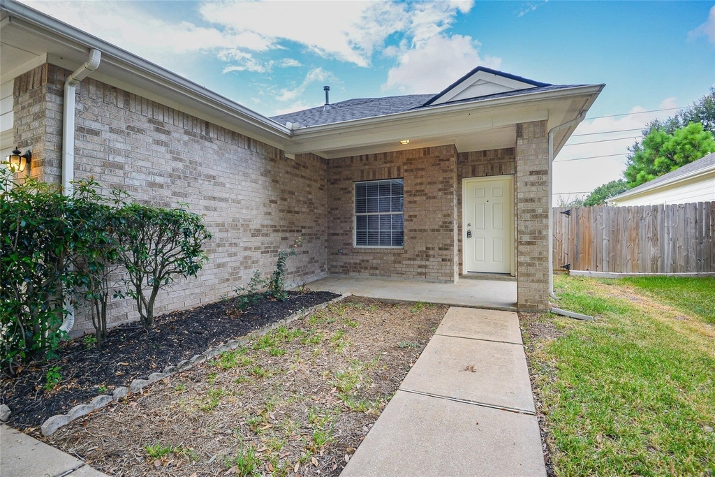 6627 Stonecross Creek Lane - Photo 2