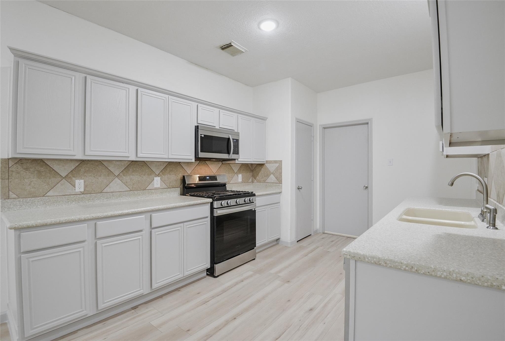 6627 Stonecross Creek Lane - Photo 7