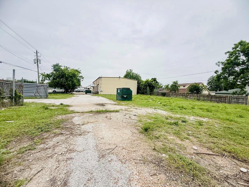 3910 Anderson Road - Photo 1