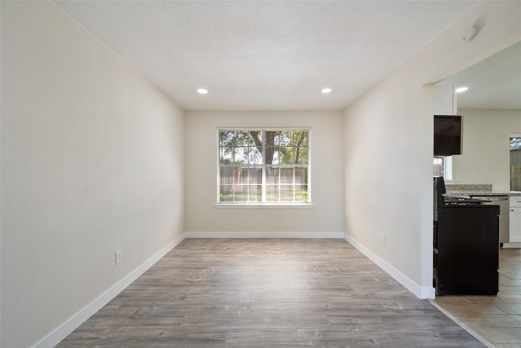 5410 Forest Trails Drive - Photo 9