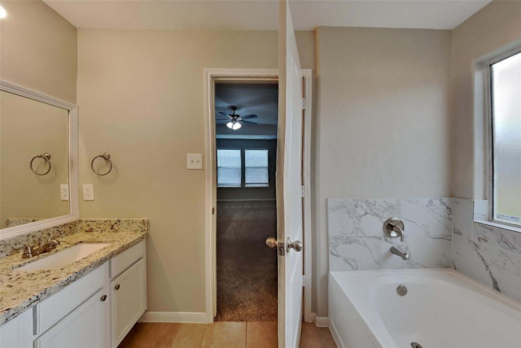 7906 Buffalo View Lane - Photo 9