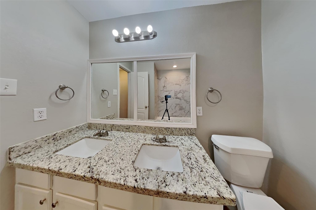 7906 Buffalo View Lane - Photo 17