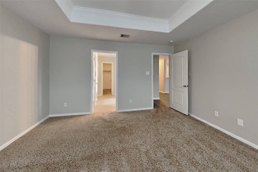 7906 Buffalo View Lane - Photo 7