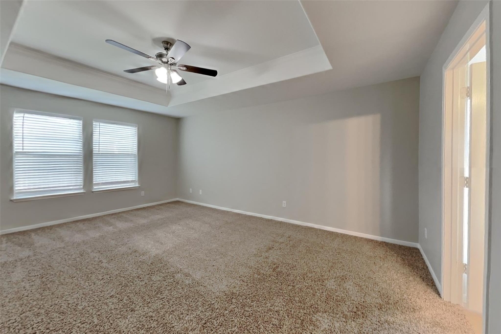 7906 Buffalo View Lane - Photo 6