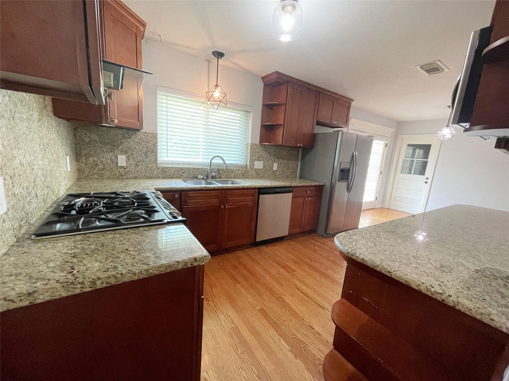 2015 Ansbury Drive - Photo 2