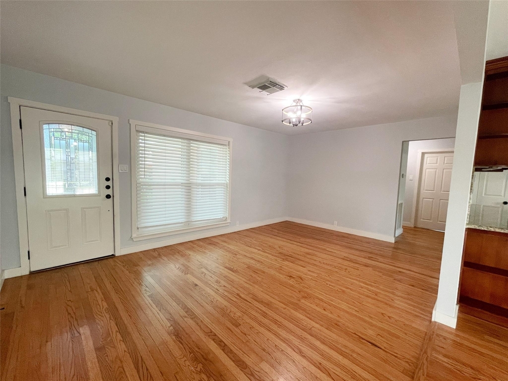 2015 Ansbury Drive - Photo 1