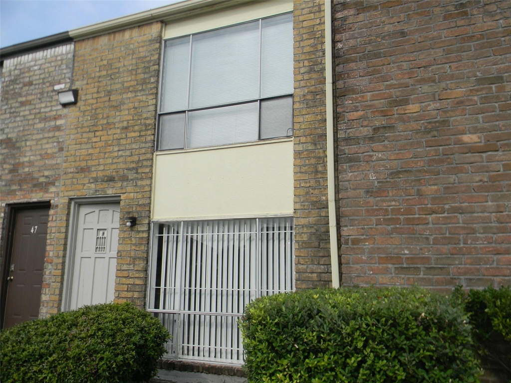 9200 West Bellfort Street - Photo 1