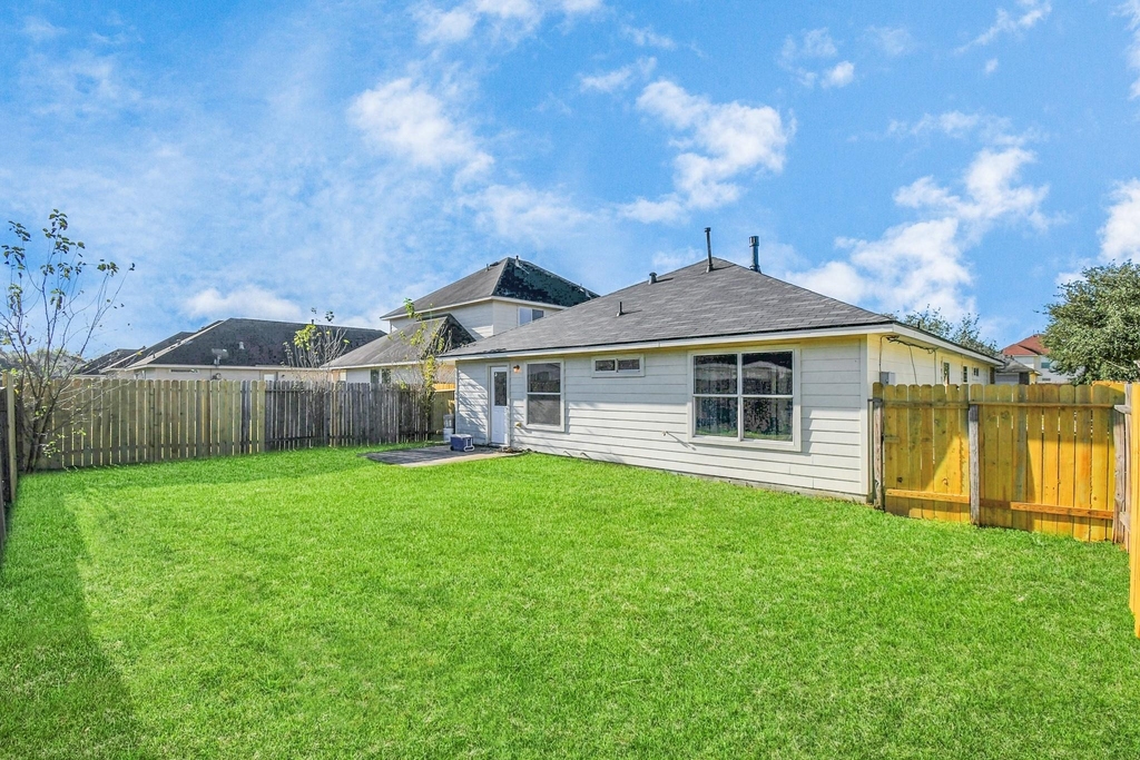 21602 Ornella Circle - Photo 15