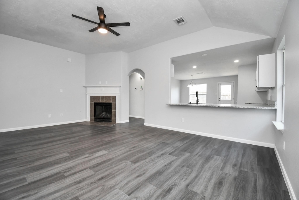 21602 Ornella Circle - Photo 4