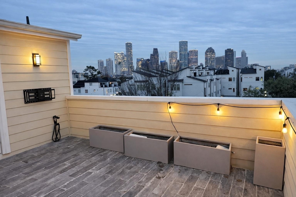 1621 Shearn Street - Photo 1