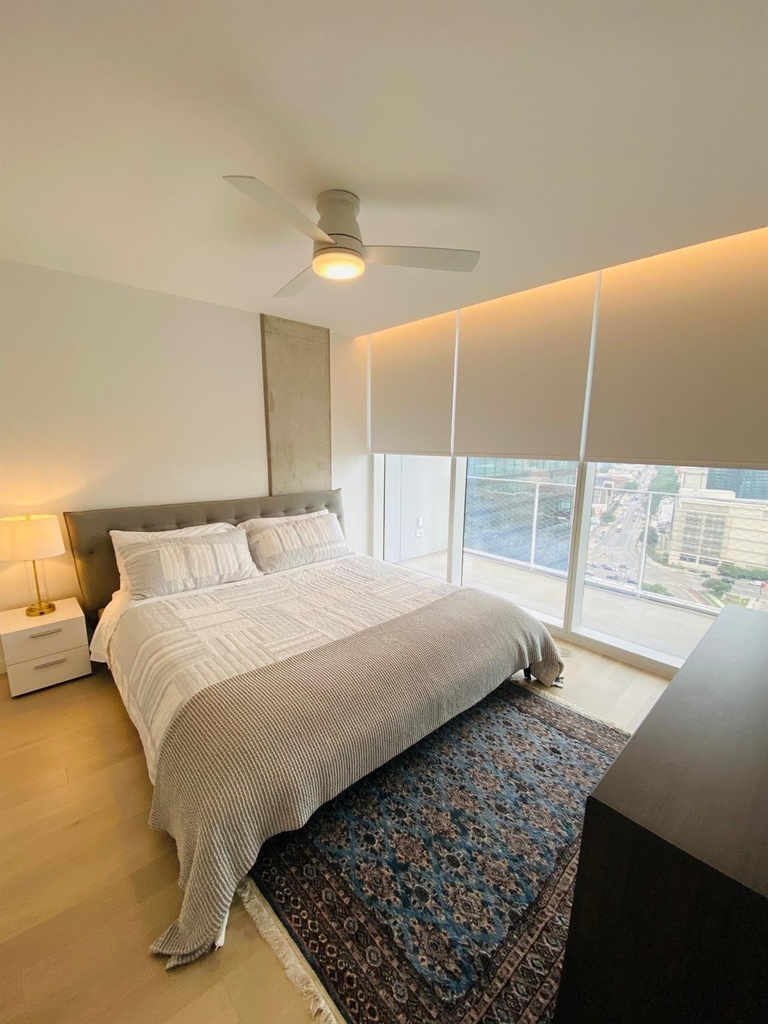 313 W 17th Street - Photo 25