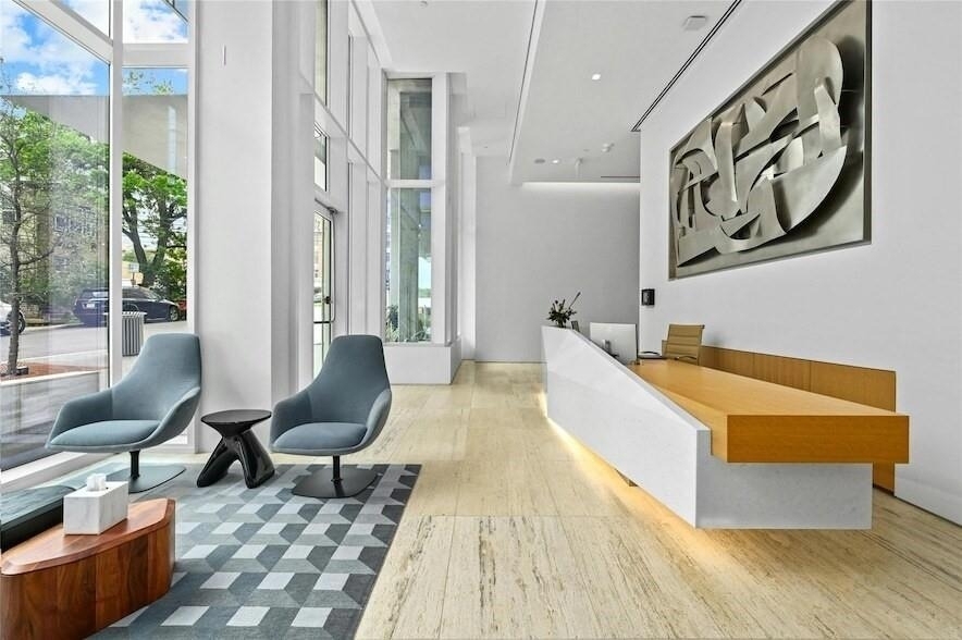 313 W 17th Street - Photo 18