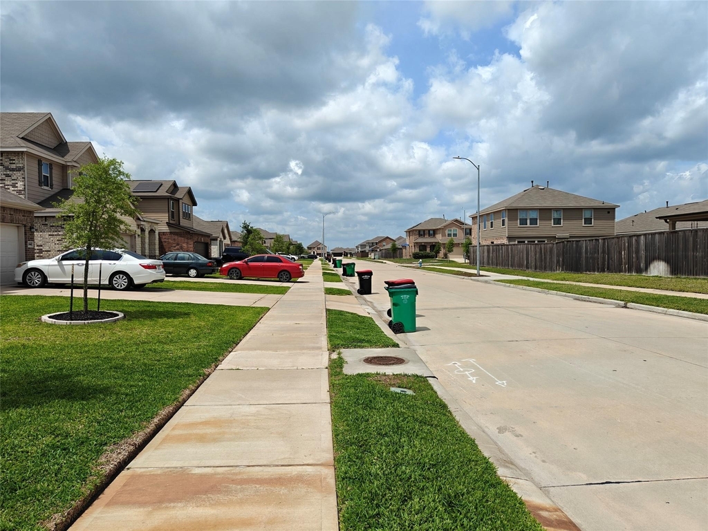 1270 Glendora Drive - Photo 2