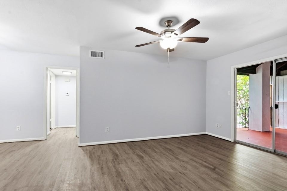 2744 Briarhurst Drive - Photo 3