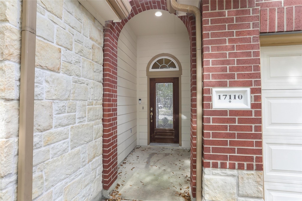 17110 Tupelo Garden Circle - Photo 2