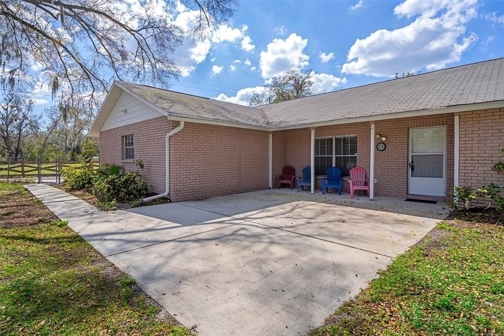 19804 Hiawatha Road - Photo 4