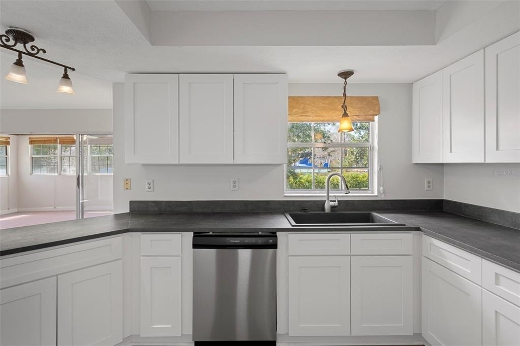19804 Hiawatha Road - Photo 15