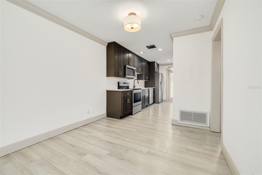 535 32nd Avenue N - Photo 7