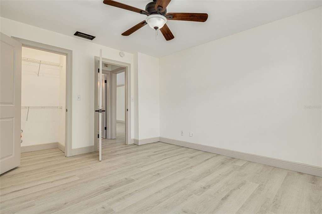 535 32nd Avenue N - Photo 15
