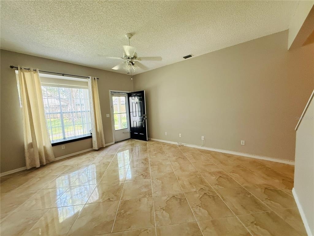 2843 Thaxton Drive - Photo 2