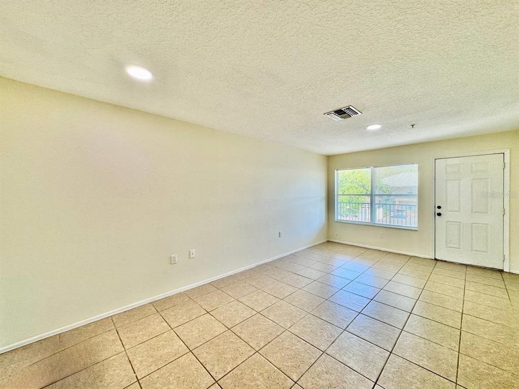 5816 Congress Street - Photo 5
