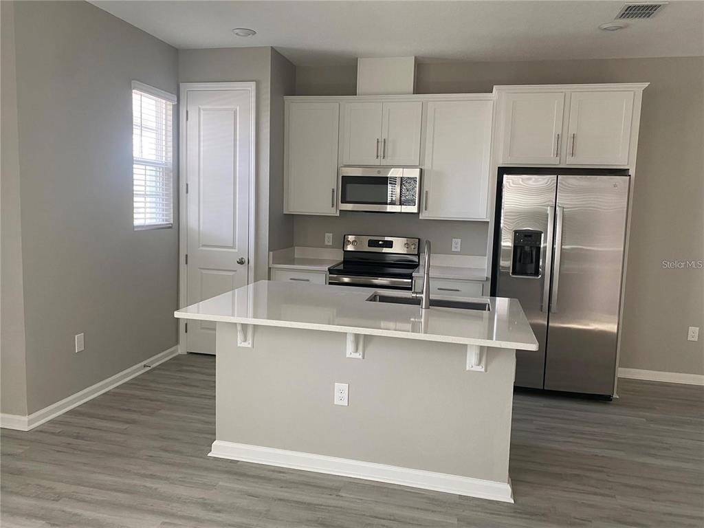 1457 Axel Graeson Avenue - Photo 2