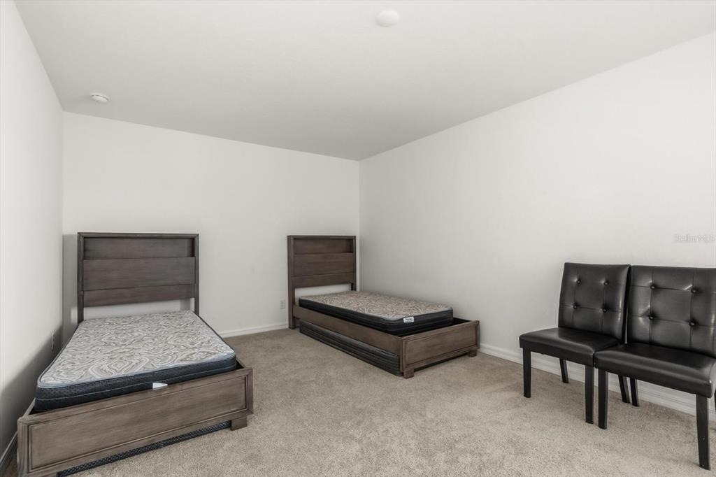 5277 Royal Point Avenue - Photo 31