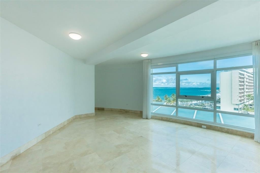 1052 Ashford Avenue - Photo 6