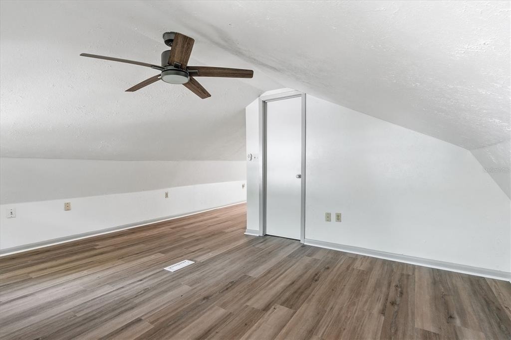 2270 Se 34th Street - Photo 21