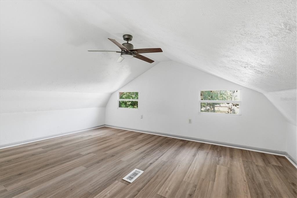 2270 Se 34th Street - Photo 20
