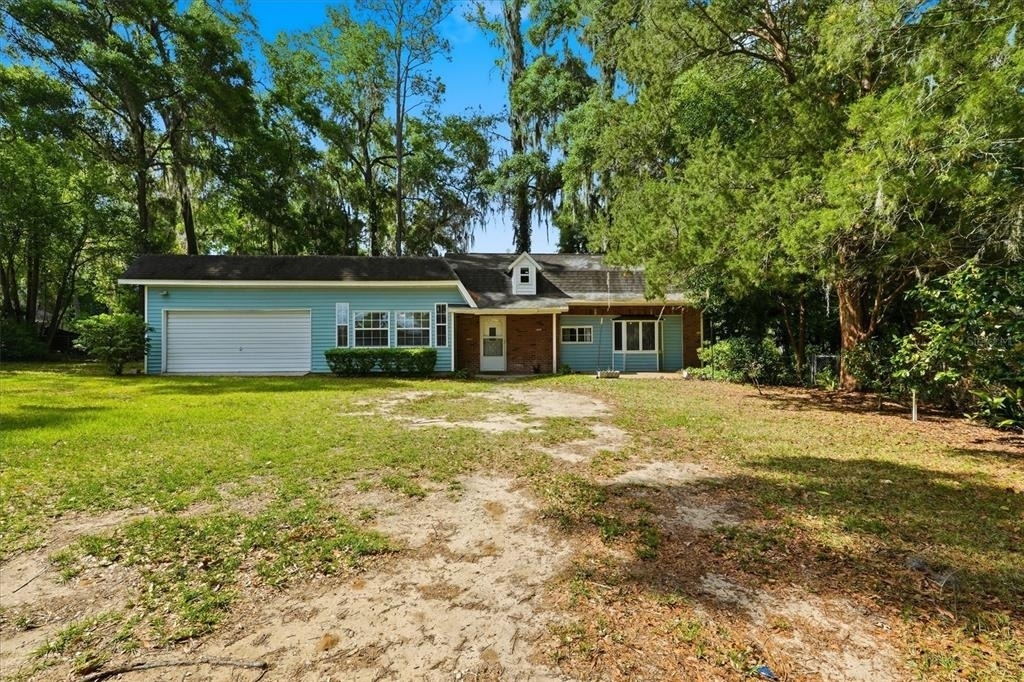 2270 Se 34th Street - Photo 0