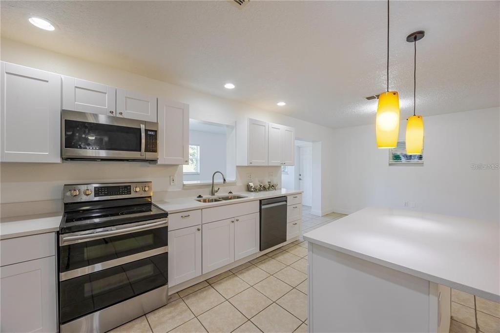 495 Orange Avenue - Photo 2