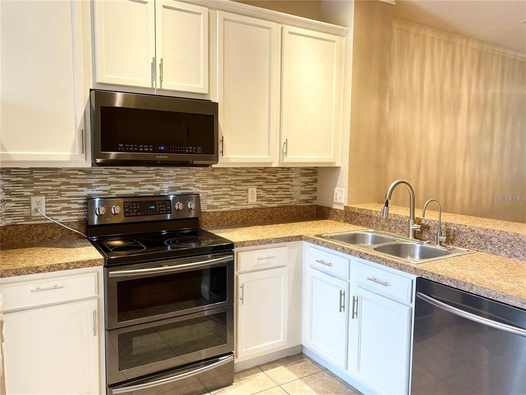 7975 Northlake Parkway - Photo 6