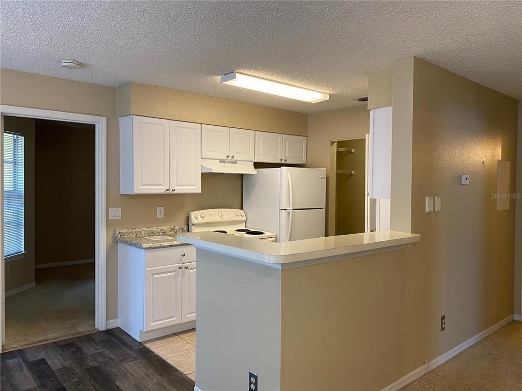 1057 S Hiawassee Road - Photo 2