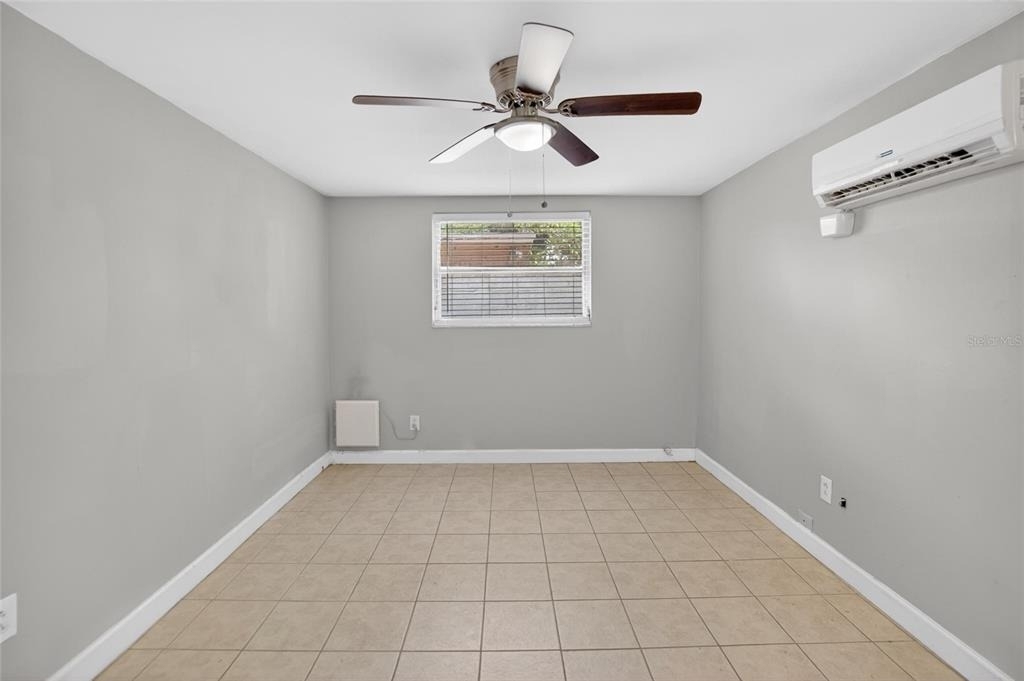 3301 W Woodlawn Avenue - Photo 13