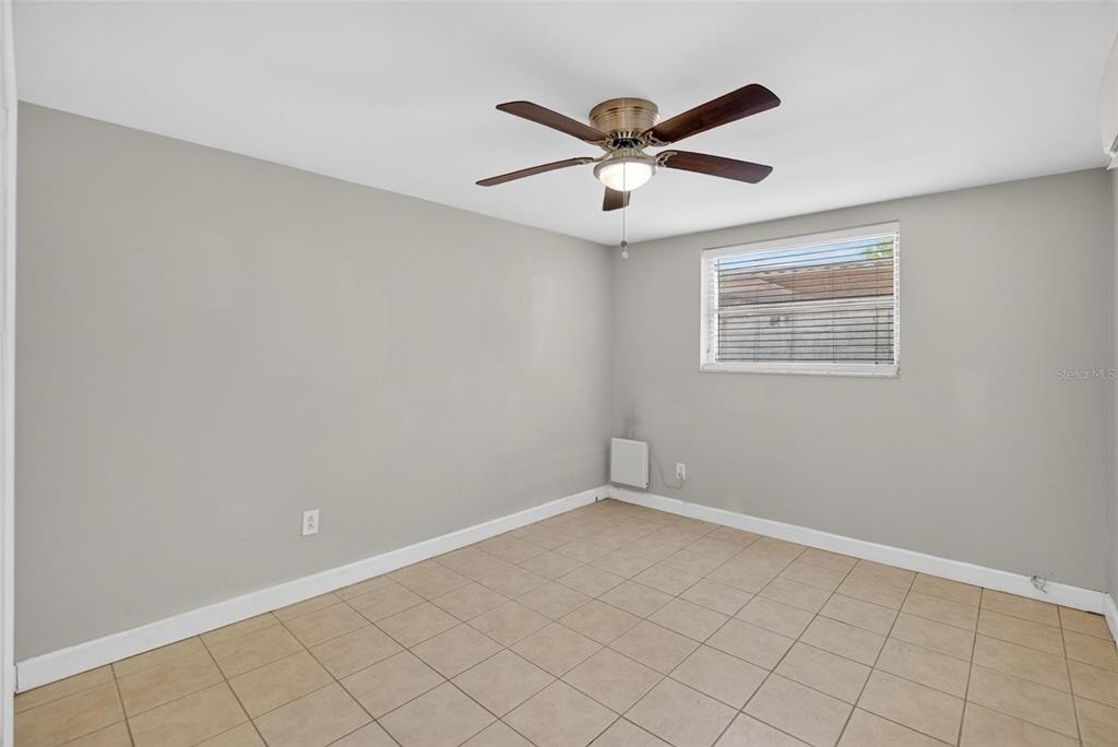 3301 W Woodlawn Avenue - Photo 11