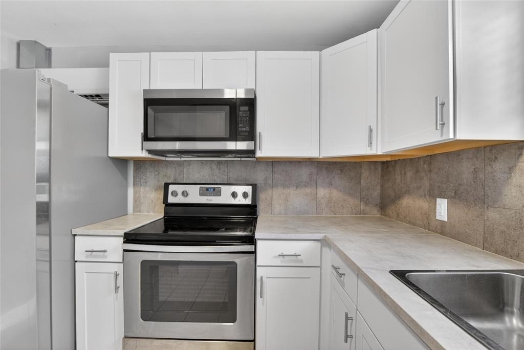 3301 W Woodlawn Avenue - Photo 24
