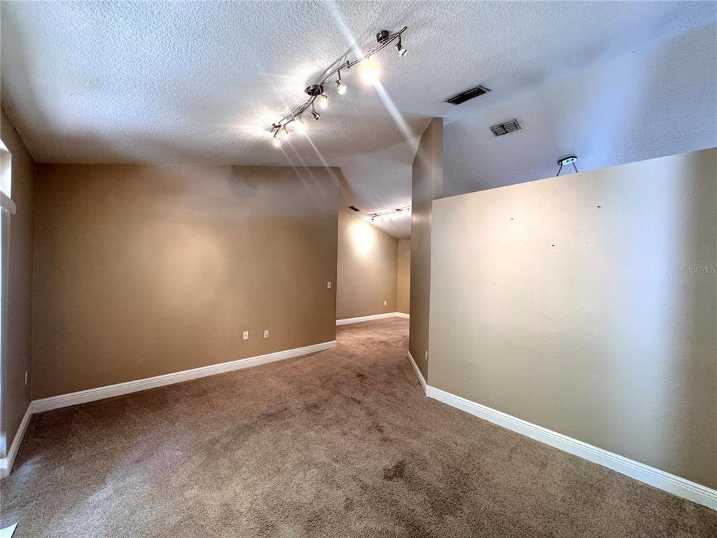 820 Briargrove Avenue - Photo 5