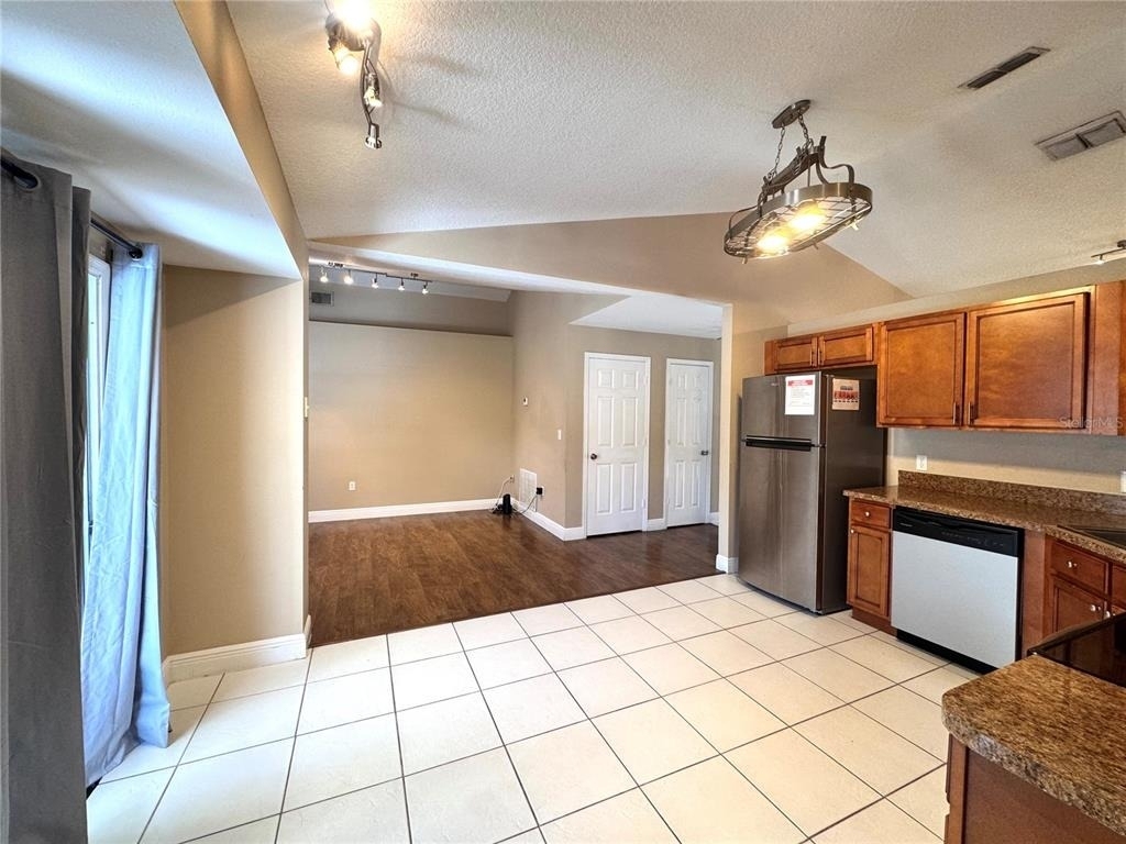 820 Briargrove Avenue - Photo 7