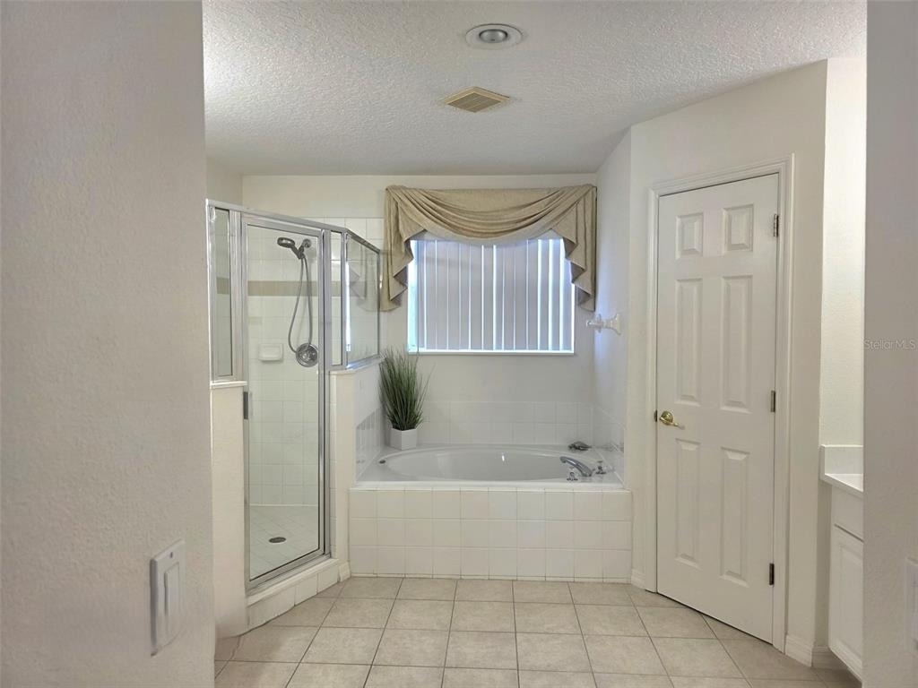 1027 Balmoral Drive - Photo 21