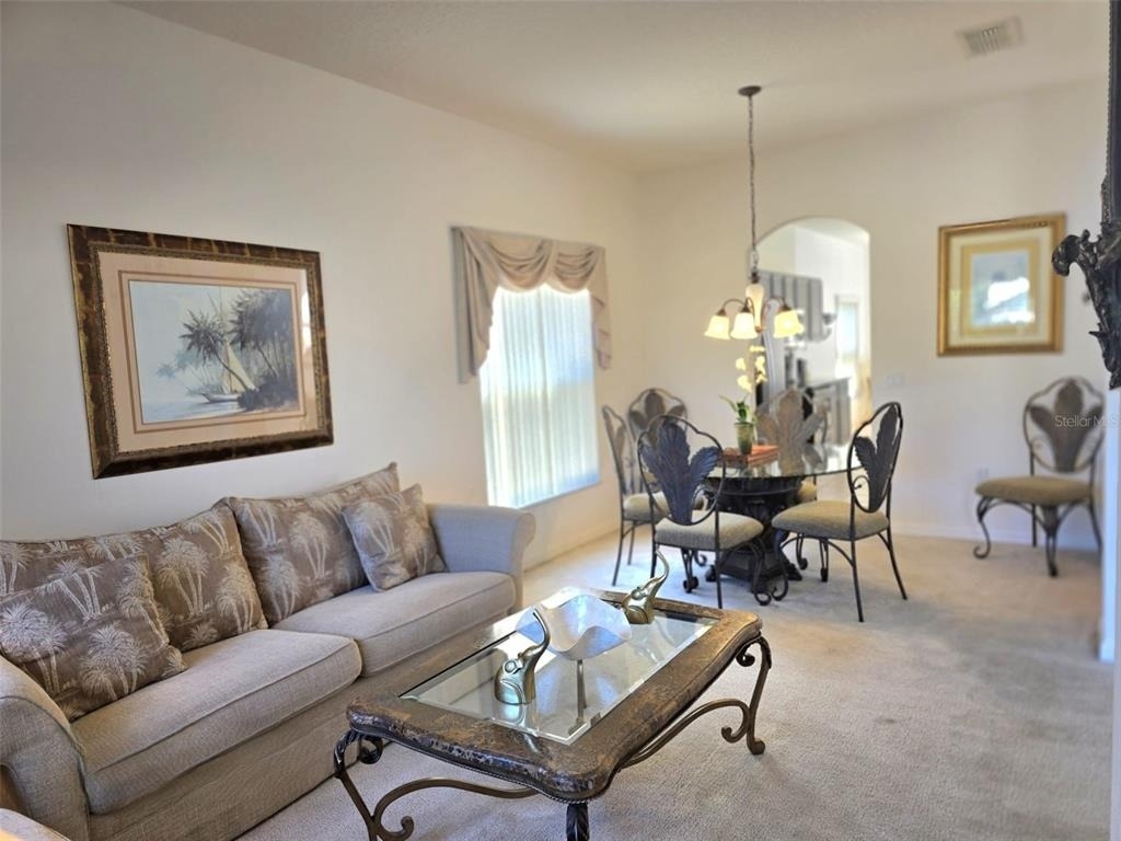 1027 Balmoral Drive - Photo 6
