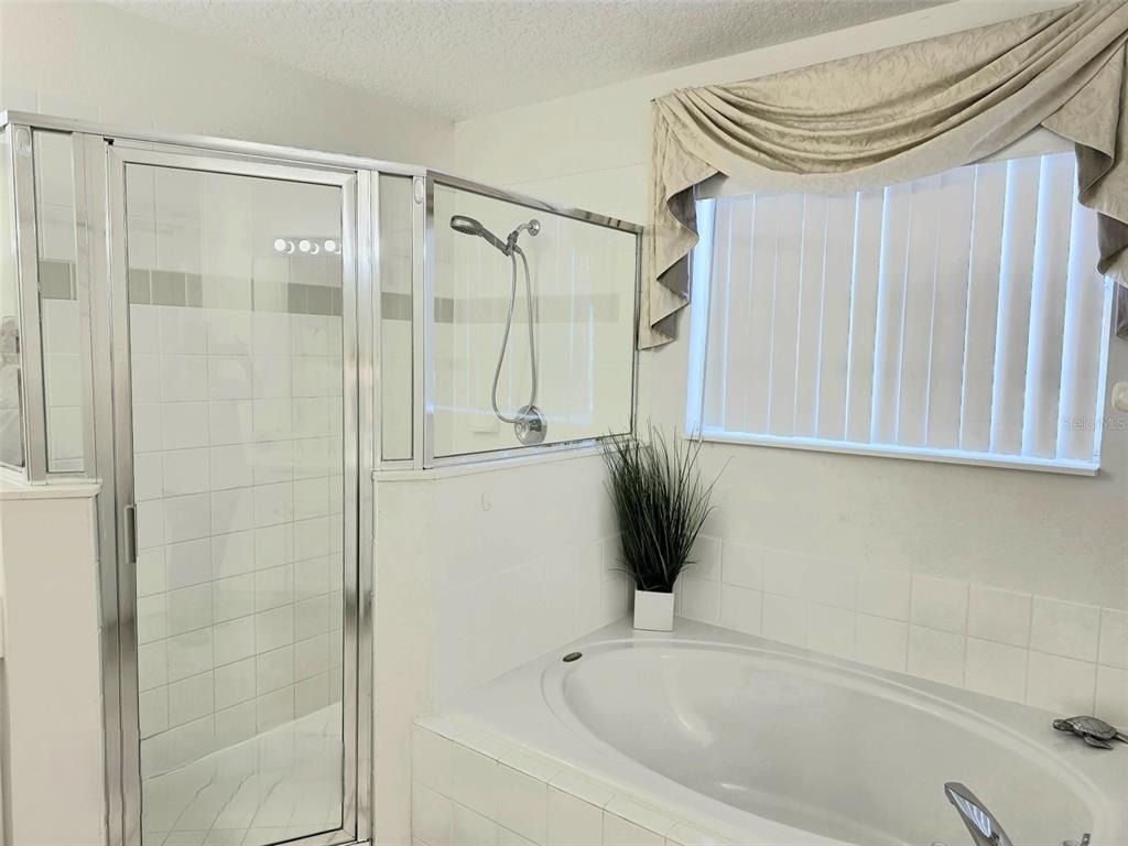 1027 Balmoral Drive - Photo 18