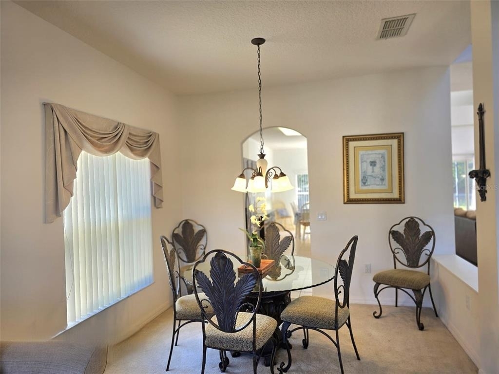 1027 Balmoral Drive - Photo 7