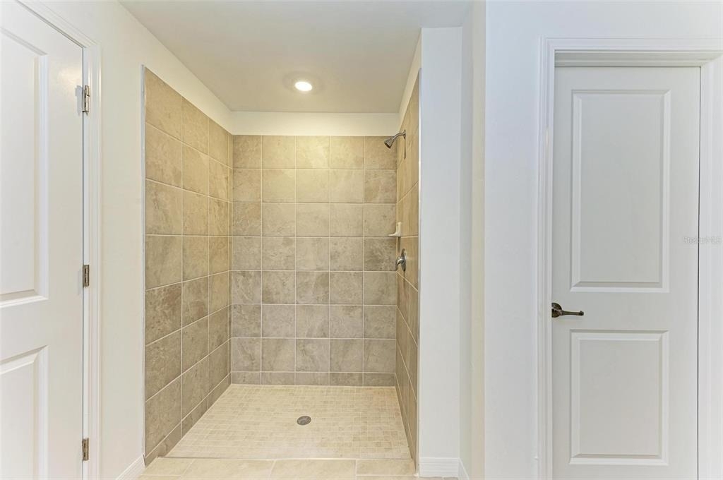 23444 Steeple Avenue - Photo 16