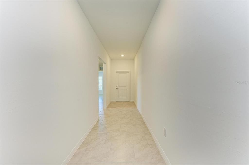 23444 Steeple Avenue - Photo 2