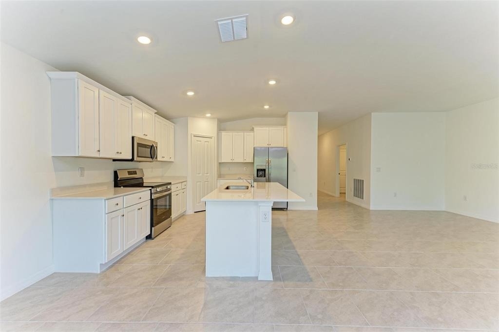 23444 Steeple Avenue - Photo 8